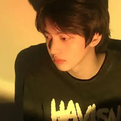 侯梦洁